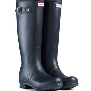 👢 HUNTER Tall Classic Navy Rain Boots